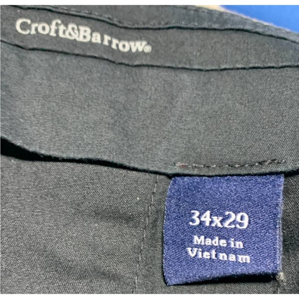 Croft and Barrow Men's Size 34x29 Tan
Straight Leg Pants. Great condition - Picture 3 of 3